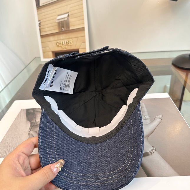 MIUMIU BASEBALL CAP STYLE 29