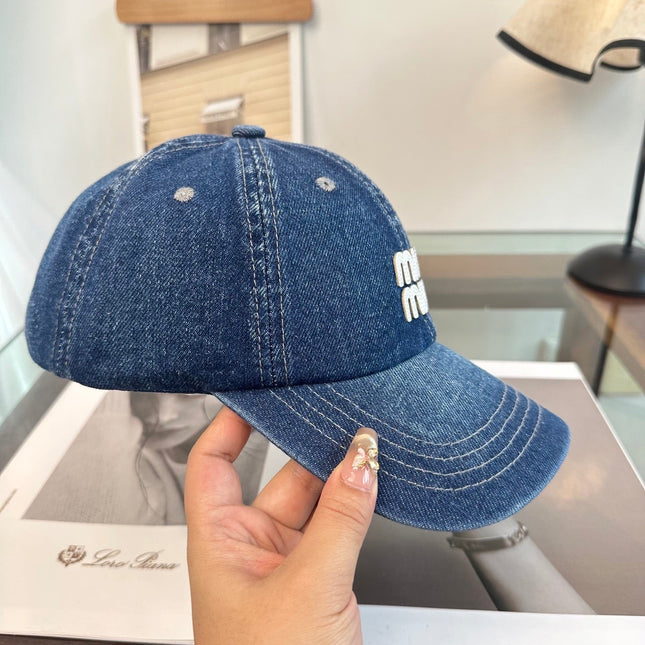 MIUMIU BASEBALL CAP STYLE 26