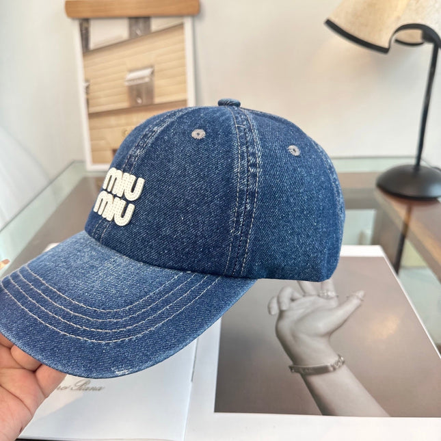 MIUMIU BASEBALL CAP STYLE 26