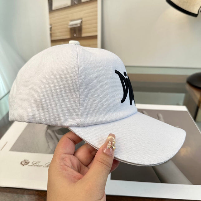 DIOR 26S EMBROIDERED BASEBALL CAP STYLE 18