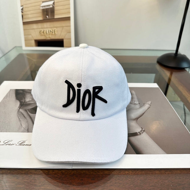 DIOR 26S EMBROIDERED BASEBALL CAP STYLE 18
