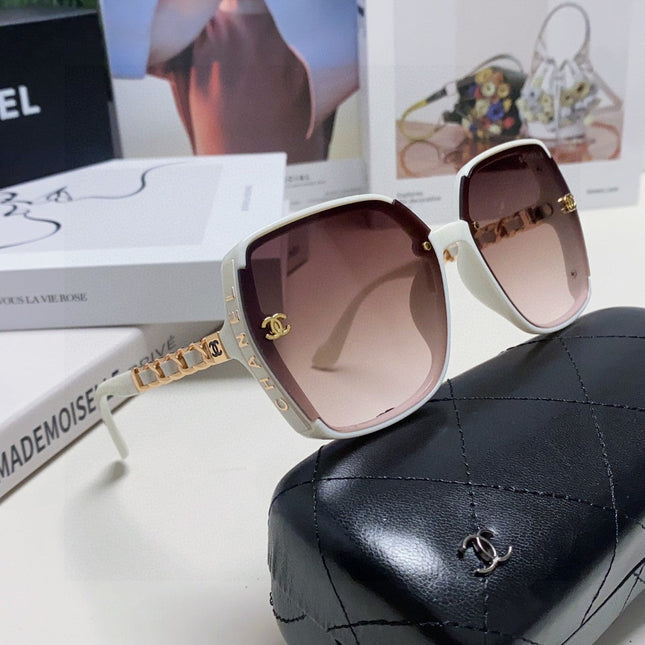 SQUARE SUNGLASSES 632874 IN WHITE ACETATE
