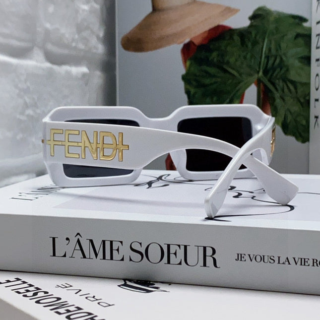 EMBOSSED LOGO DIAGONAL RECTANGULAR SUNGLASSES 563312 IN ACETATE