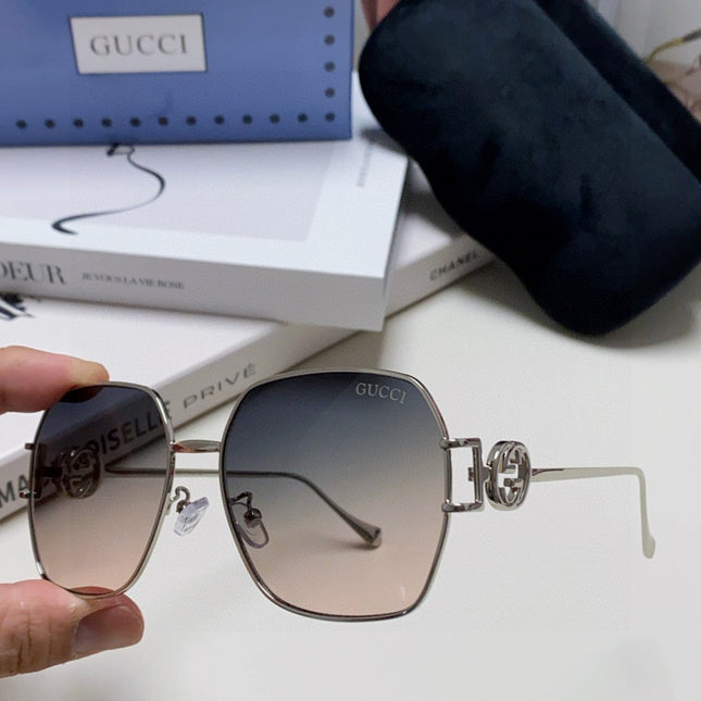 SQUARE FRAME SUNGLASSES 570217 IN METAL
