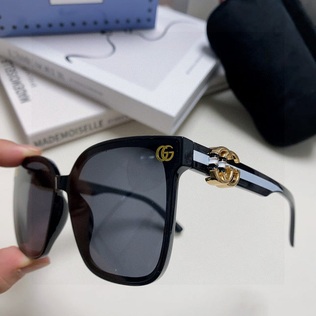 EMBOSSED LOGO BUTTERFLY FRAME SUNGLASSES 576876 IN ACETATE