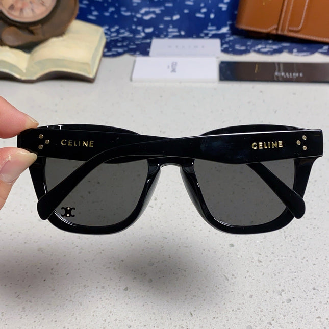 SQUARE SUNGLASS 575845 IN BLACK ACETATE BLACK LENSES