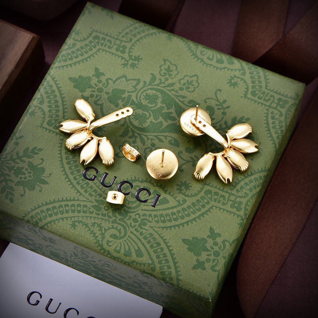 GUCCI 26S DOUBLE G LOGO PINK CRYSTAL FLORAL DROP EARRINGS IN GOLD TONE METAL 633778