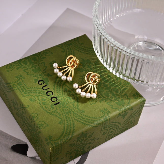 GUCCI 26S DOUBLE G LOGO PEARL FAN DROP EARRINGS IN GOLD TONE METAL 633779