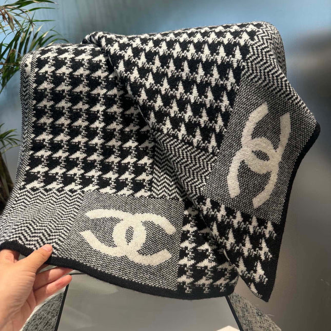 CHANEL 25S SCARF 190 CM IN CASHMERE 943827