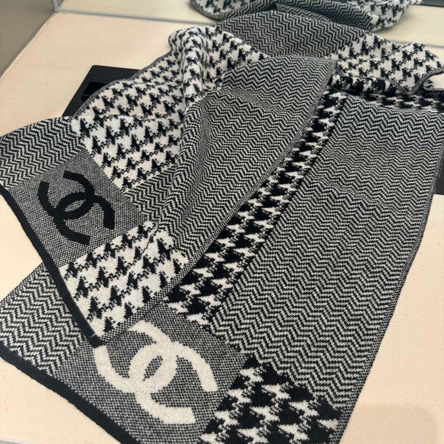 CHANEL 25S SCARF 190 CM IN CASHMERE 943827