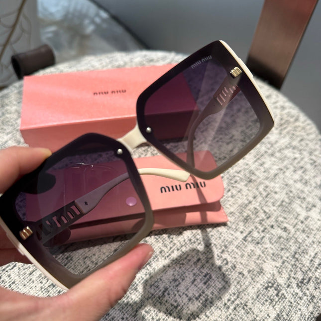 LOGO SQUARE SUNGLASSES 512015 IN WHITE ACETATE