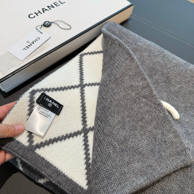 CHANEL 25S SCARF 180 CM IN WOOL CASHMERE 943029
