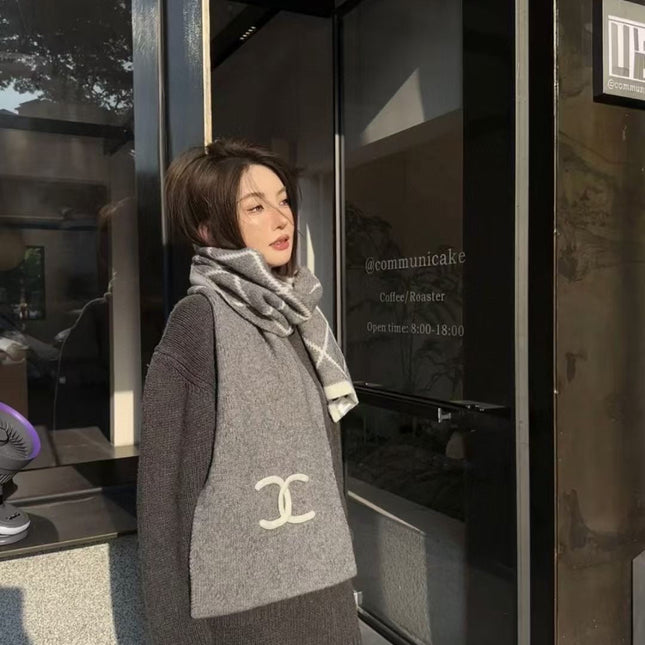 CHANEL 25S SCARF 180 CM IN WOOL CASHMERE 943029