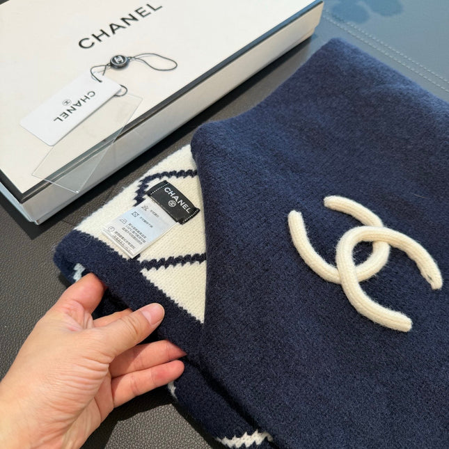 CHANEL 25S SCARF 180 CM IN WOOL CASHMERE 943031