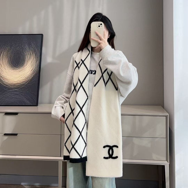 CHANEL 25S SCARF 180 CM IN WOOL CASHMERE 943032