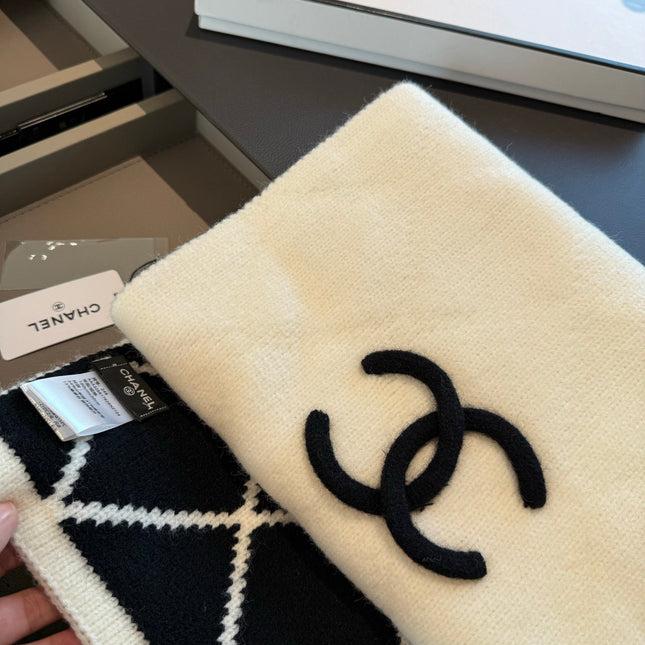 CHANEL 25S SCARF 180 CM IN WOOL CASHMERE 943032