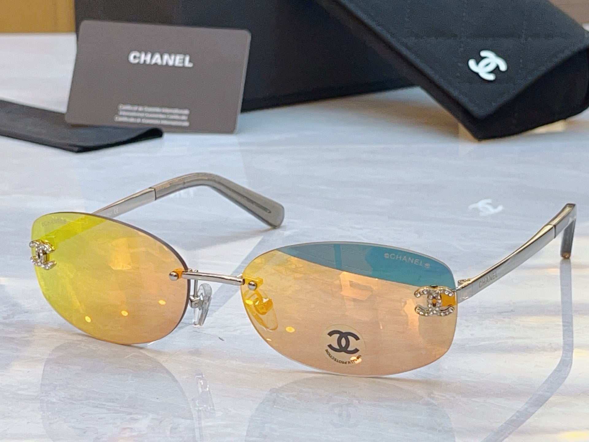 CHANEL RECTANGLE SUNGLASSES IN METAL 941998