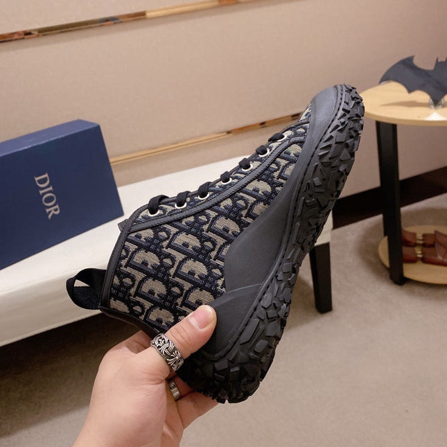 CD B28 HIGH SHOES BLACK AND BEIGE JACQUARD