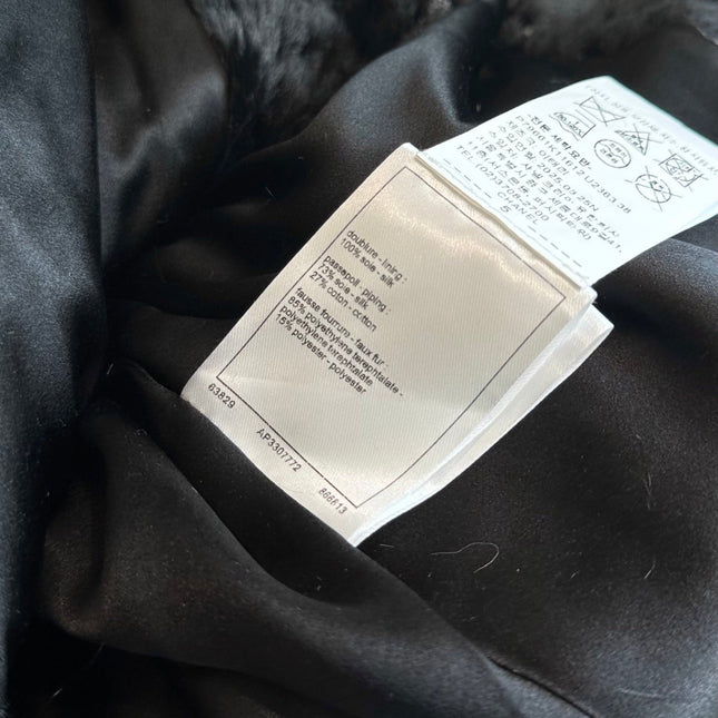 CHANEL 25S VELVET SEQUIN-EMBELLISHED JACKET 464