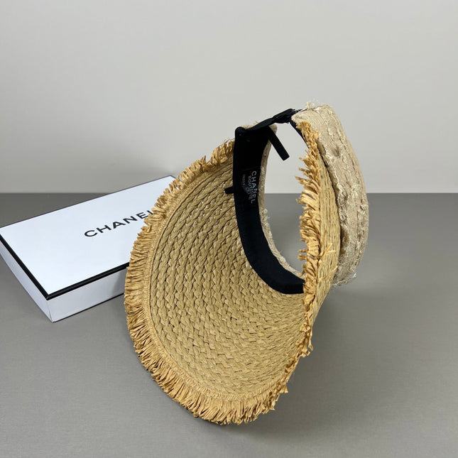CHANEL 26S RAFFIA VISOR WITH PINK CC LOGO 338094