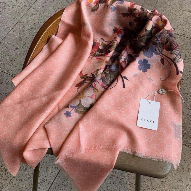 SCARF 200 CM IN BLUSH PINK CASHMERE WITH COLORFUL FLOWER 405253