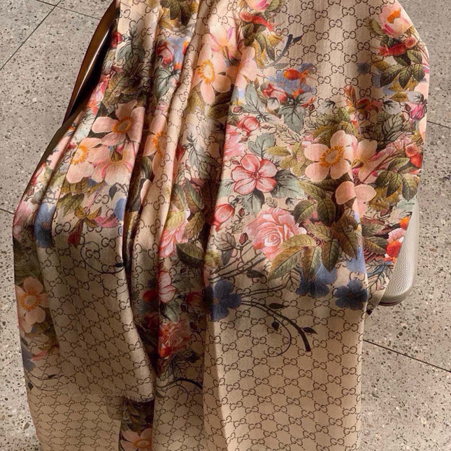 SCARF 200 CM IN MEDIUM BROWN CASHMERE WITH COLORFUL FLOWER 405254