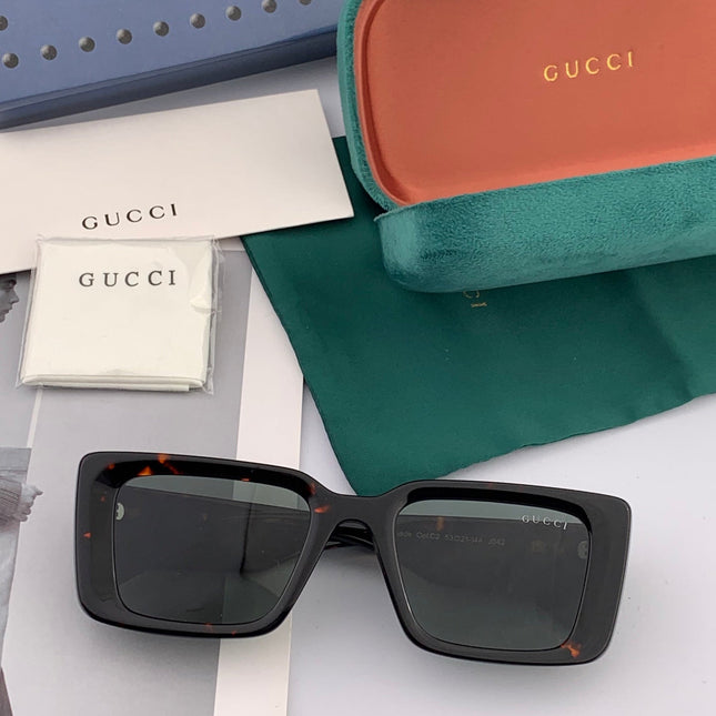 CHUNKY RECTANGULAR FRAME SUNGLASSES G204 IN ACETATE