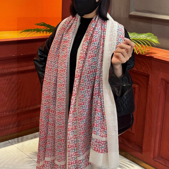 CHANEL 25S SCARF 200 IN CASHMERE 931463