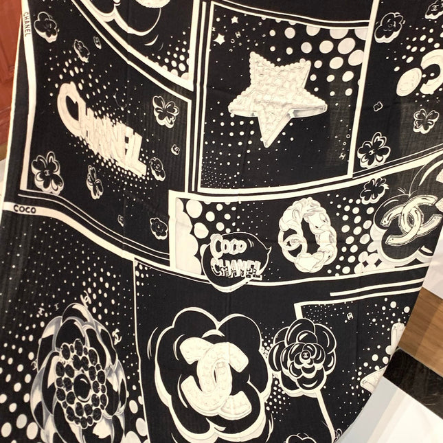 CHANEL 25S SCARF 140 IN SILK AND CASHMERE 931993