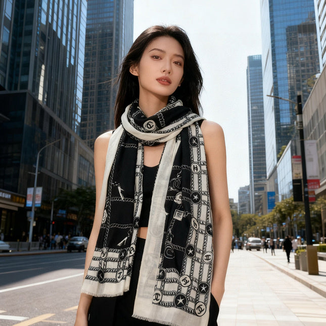 CHANEL 25S SCARF 200 IN CASHMERE 931949