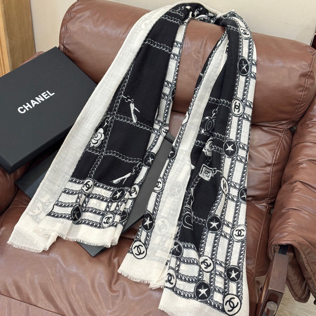 CHANEL 25S SCARF 200 IN CASHMERE 931949
