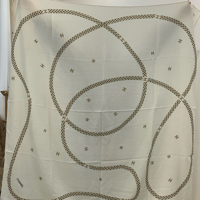 CHANEL 25S SCARF 135 IN SILK AND CASHMERE 932009