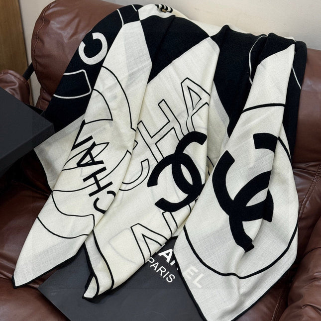 CHANEL 25S SCARF 135 IN SILK AND CASHMERE 932037