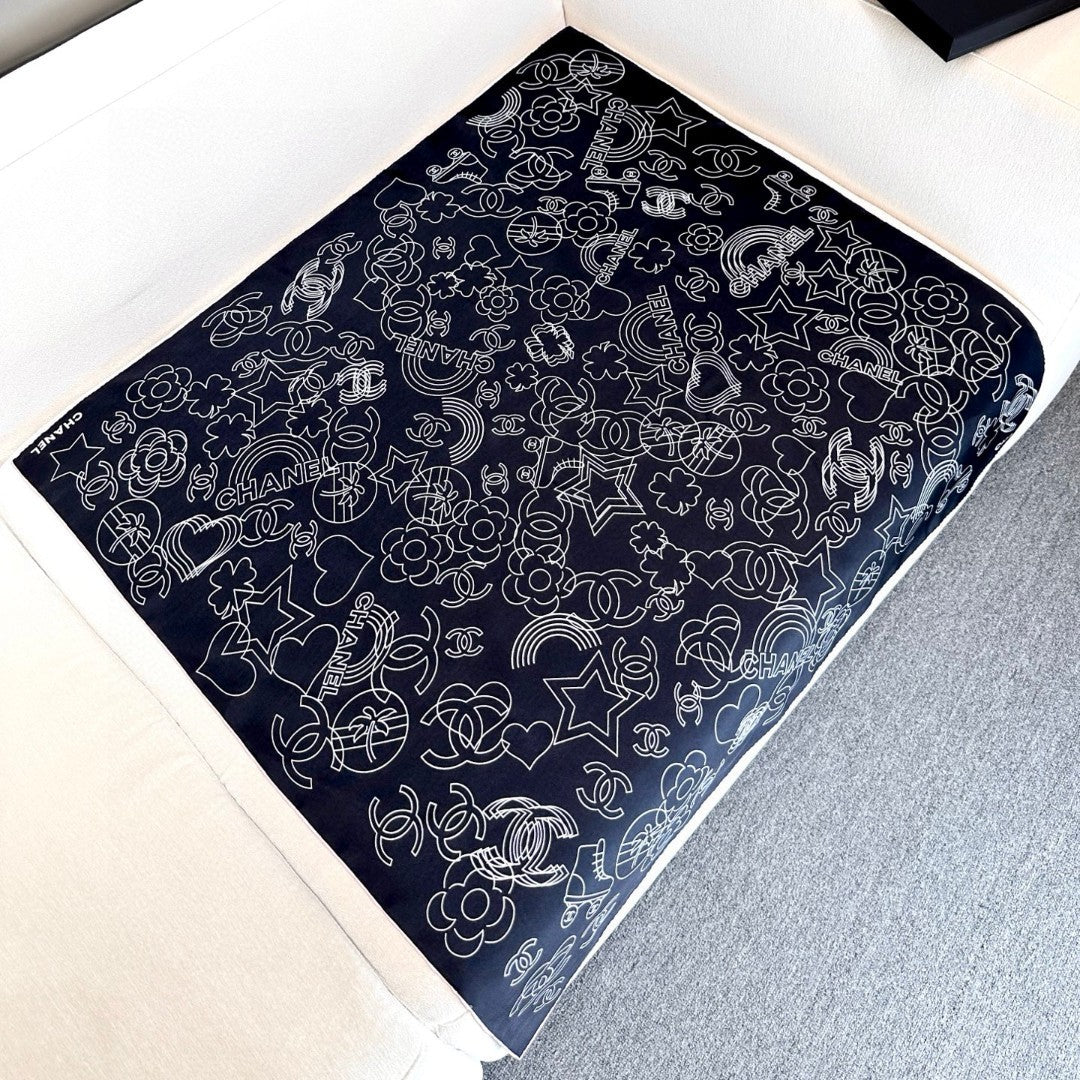 CHANEL 25S SCARF 90 IN TWILL SILK 740295
