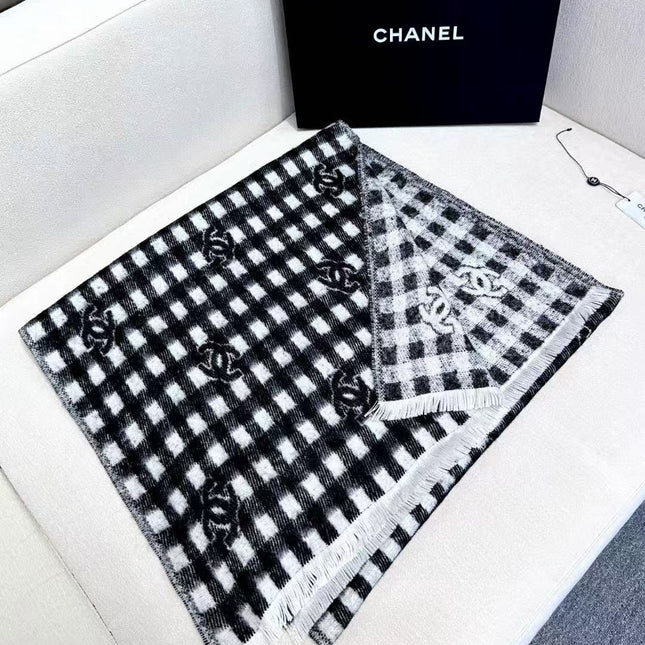 CHANEL 25S SCARF 190 IN CASHMERE 880365