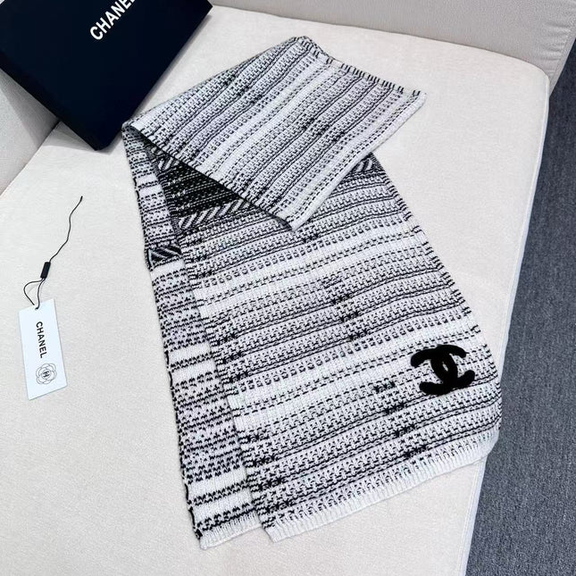 CHANEL 25S SCARF 180 CM IN CASHMERE 943879