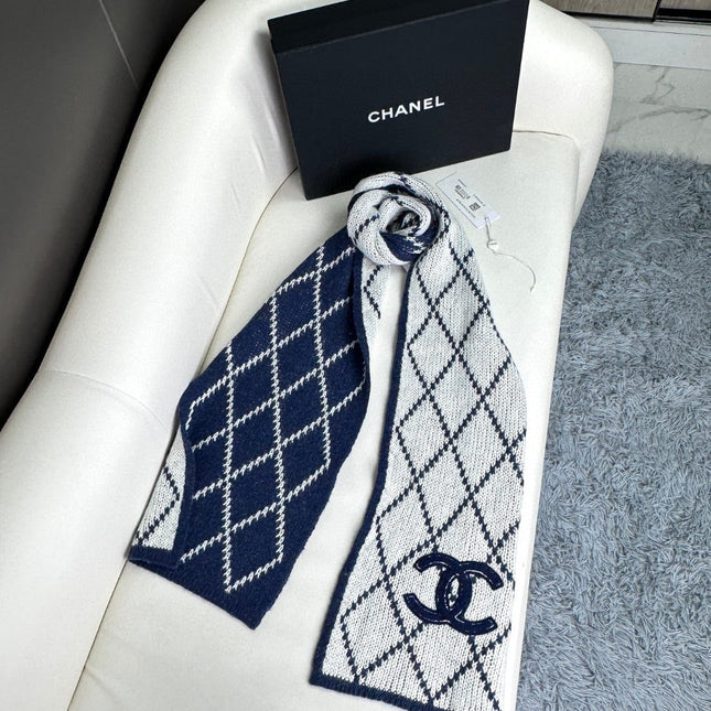 CHANEL 25S SCARF 180 IN WOOL 989767