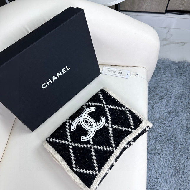 CHANEL 25S SCARF 180 IN WOOL 989768
