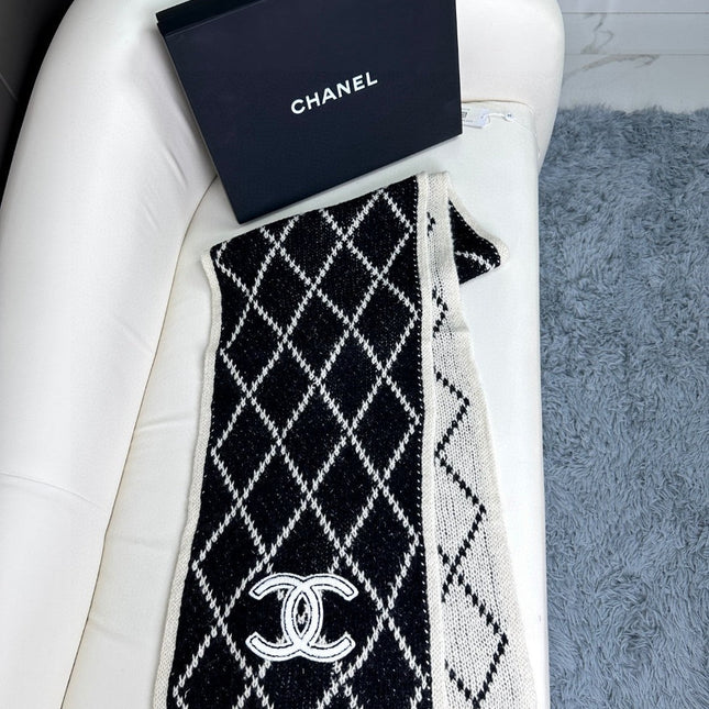CHANEL 25S SCARF 180 IN WOOL 989768