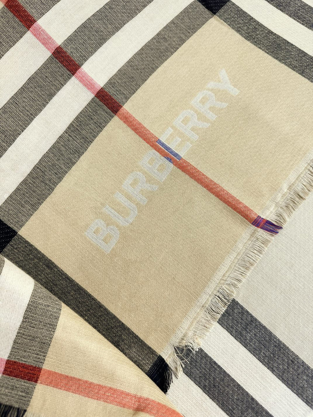 BURBERRY 26S SCARF 220CM IN SILK CASHMERE 303203