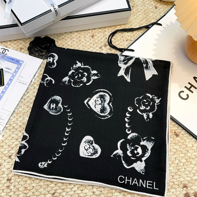 CHANEL 25S SCARF 140 CM IN CASHMERE SILK 943924