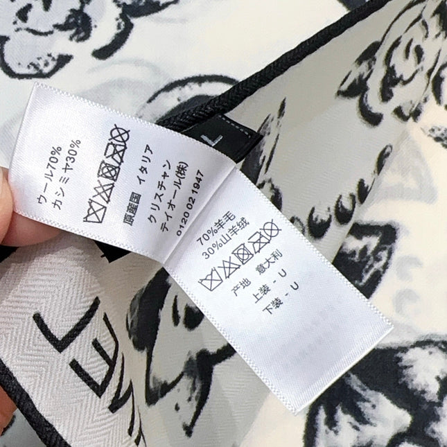 CHANEL 25S SCARF 140 CM IN CASHMERE SILK 943923