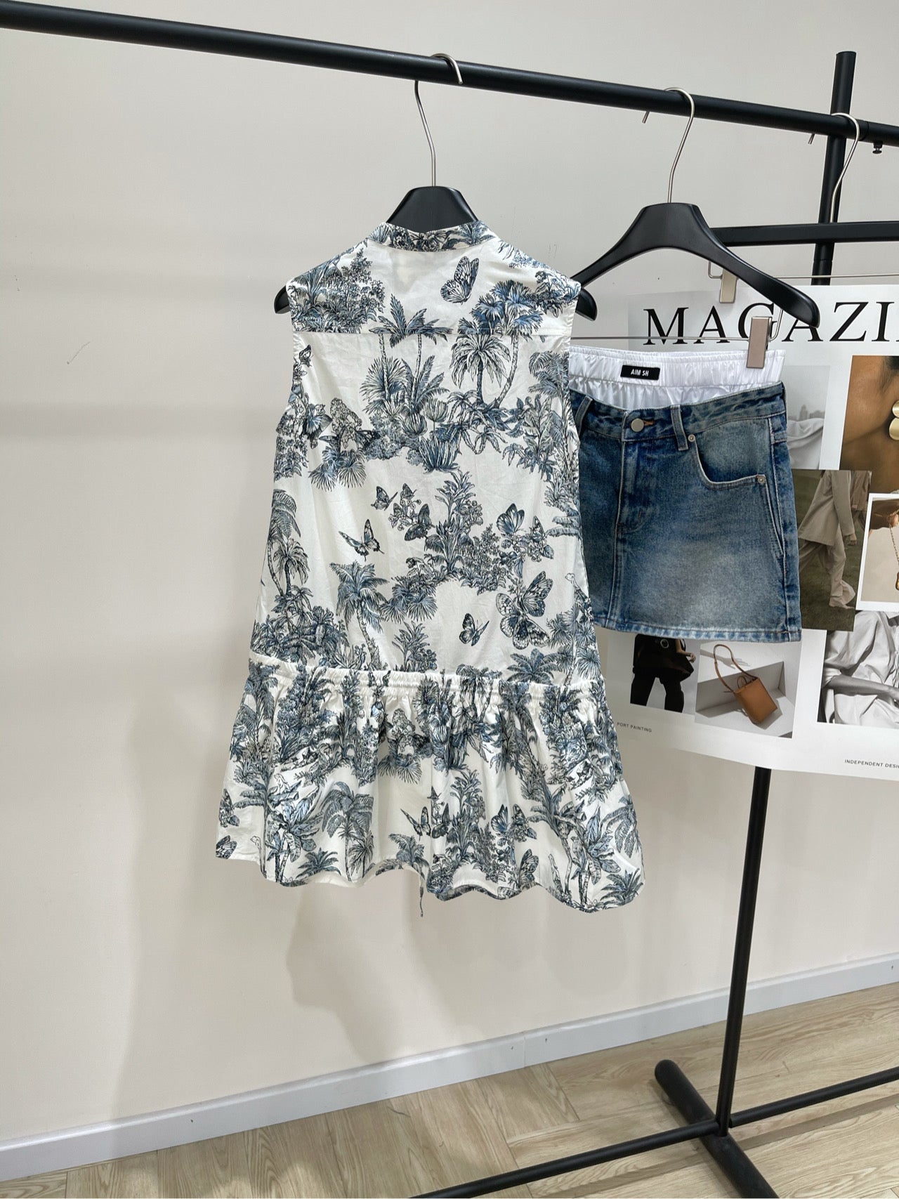 DIOR SLEEVELESS BLAZER DRESS WITH PALM TREE PRINT 267896