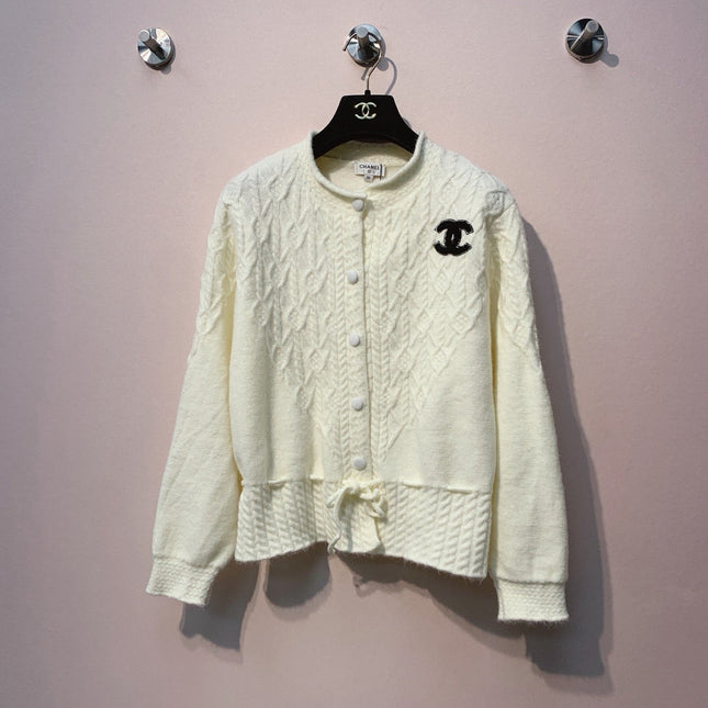 CHANEL 25S CARDIGAN 611