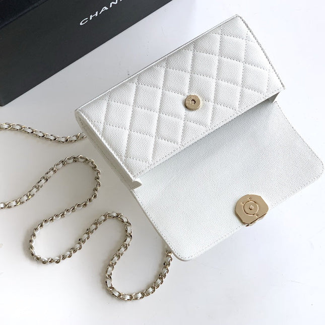 CHANEL 25S KELLY BAG 18 IN WHITE CAVIAR LEATHER WITH GOLD HARDWARE