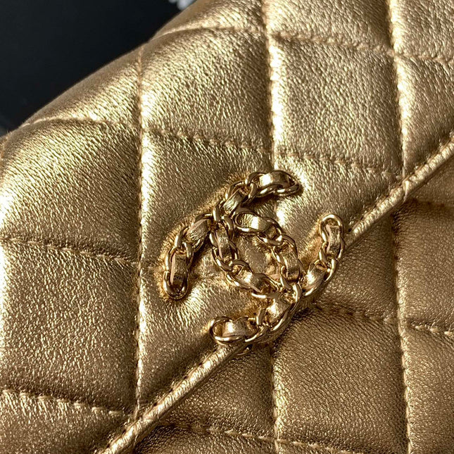 CHANEL 25S KELLY BAG 18 IN GOLD METALLIC LAMBSKIN WITH GOLD HARDWARE