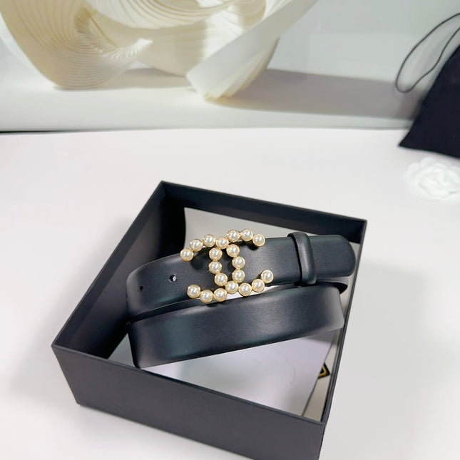CC BELT 30 MM IN BLACK SMOOTH CALFSKIN WITH GOLD HARDWARE ATTACH PEARL