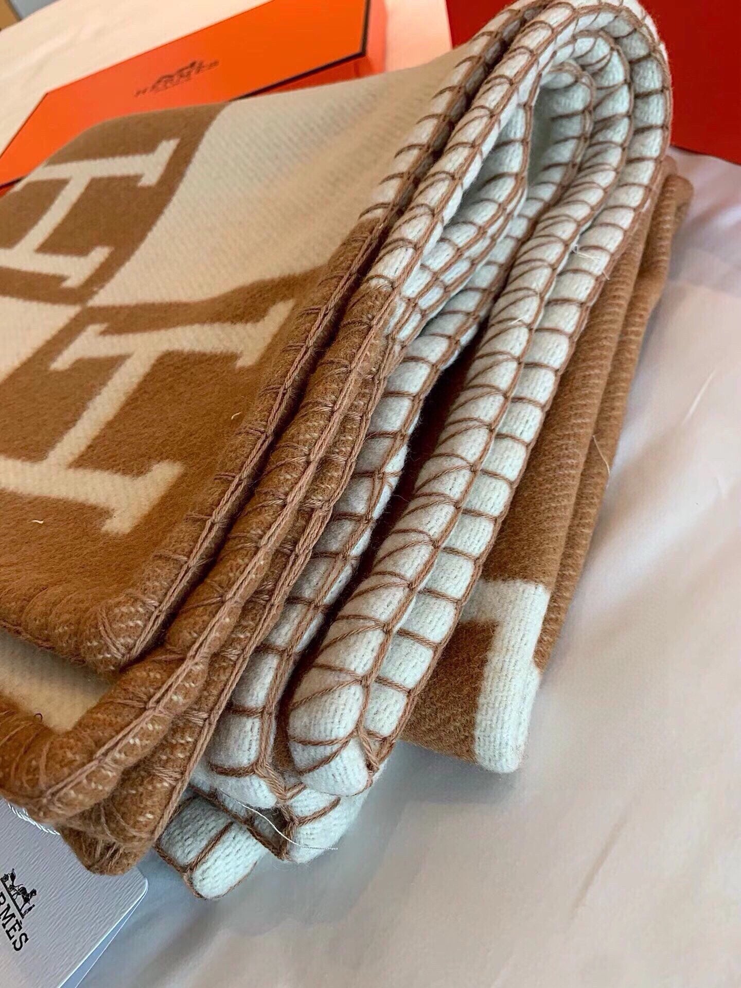 TIGRE BAYADERE BLANAVALON III THROW BLANKET IN CAMEL BROWN CASHMERE 407143