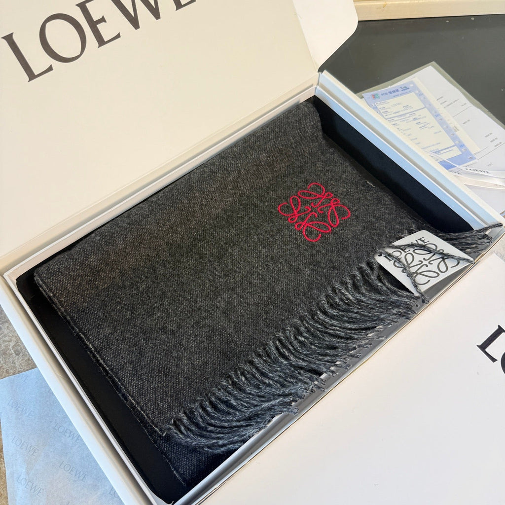 LOEWE 26S SCARF 180 IN CASHMERE 181844