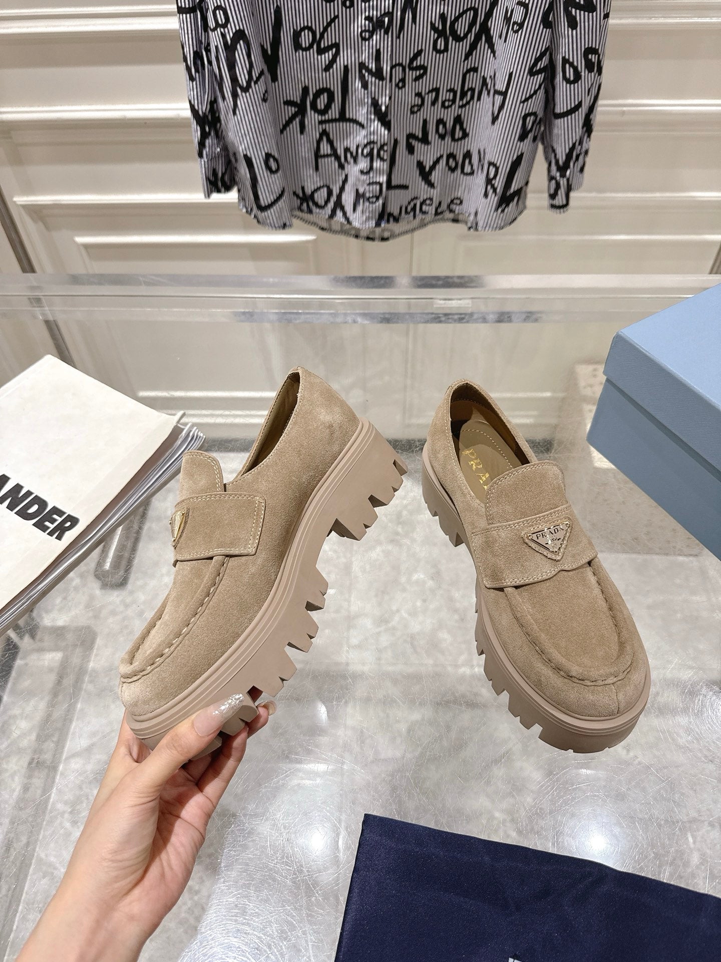 PRADA 26S PLATFORM LOAFERS 45MM IN BEIGE SUEDE